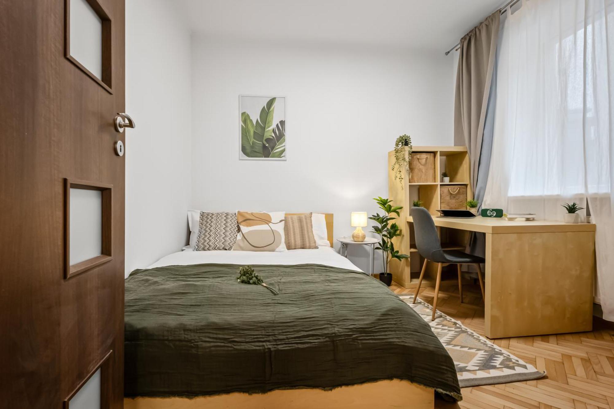 Earthy Escape - Central Apt With Balcony Bucureşti Ngoại thất bức ảnh